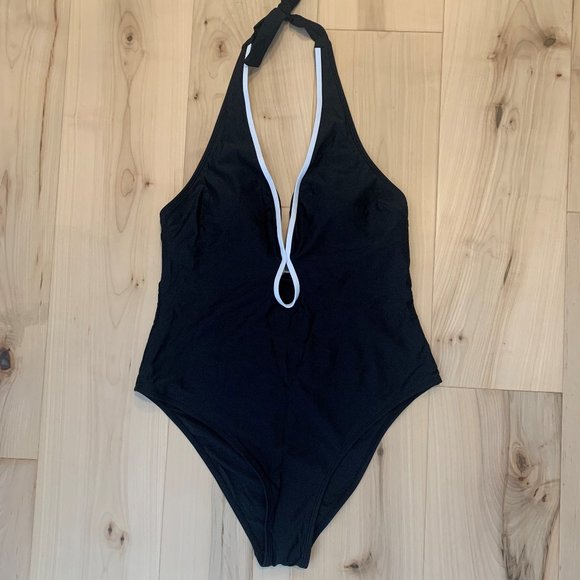 Swim Suit - Picture 4 of 5